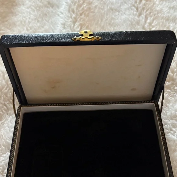Black Jewelry Case - Vintage - Picture 11 of 11